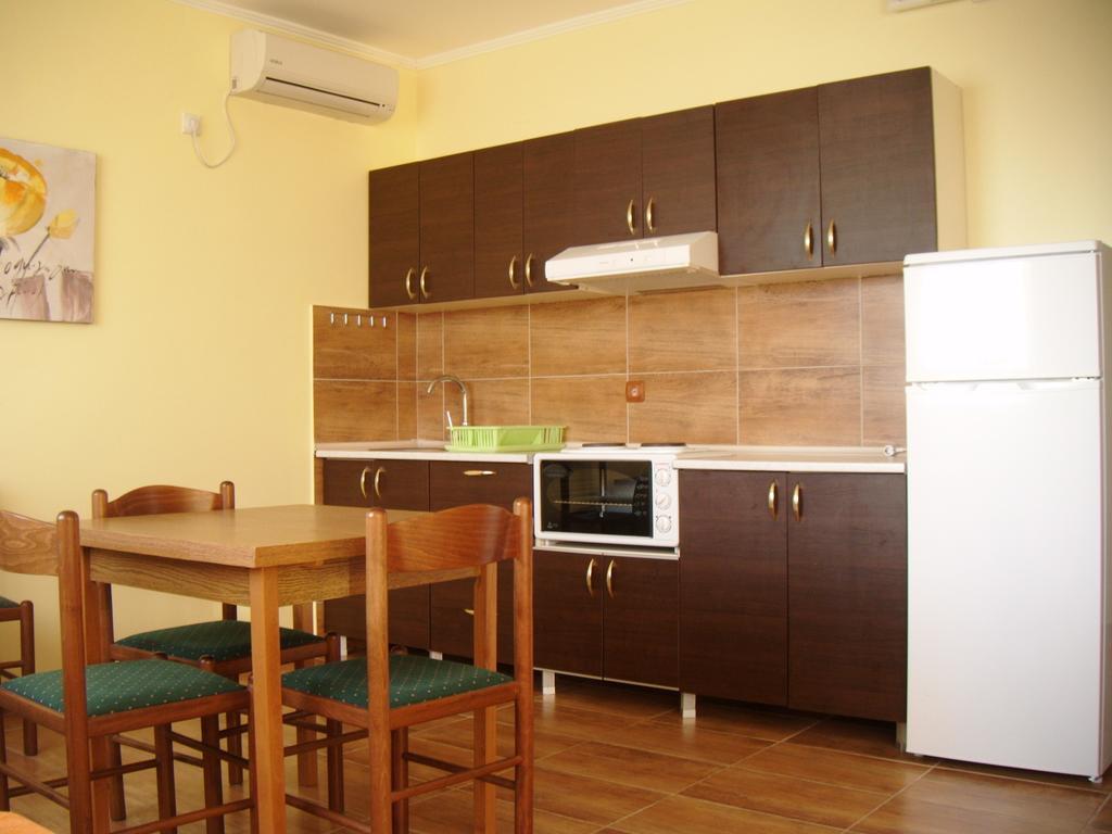 Apartments Bombona Utjeha Rum bild